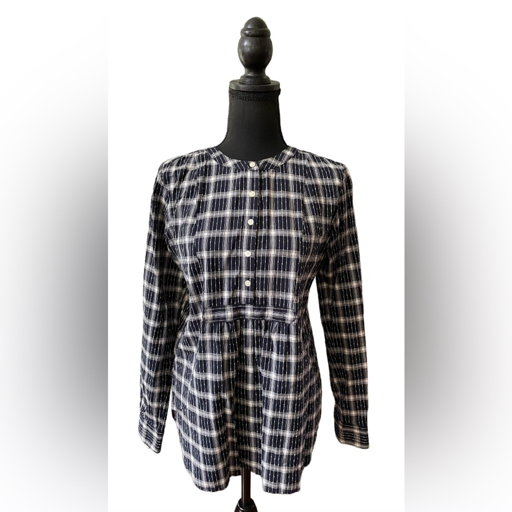 LOFT: Flannel Fitted Pleated 1/2 Button Up Blouse Shirt